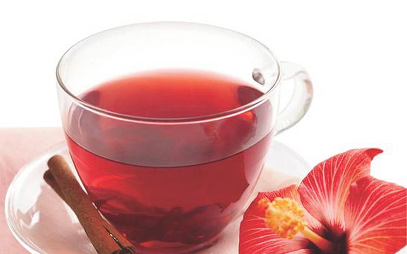 چای قرمز سرشار از فنول و آنتوسیانین است که بر کاهش فشار خون نقش دارند