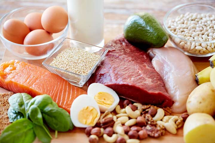 خوراکی‌ های سرشار از پروتئین مفید در آب کردن شکم و پهلو