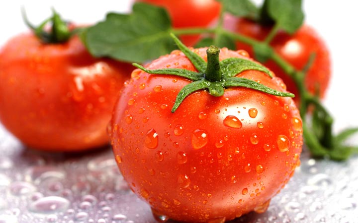 12 خوراکی که خواب شما را مختل می‌کند - گوجه فرنگی