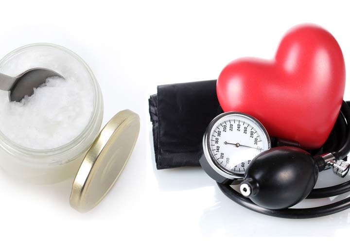خواص روغن نارگیل - روغن نارگیل به کاهش کلسترول خون و سلامت قلب کمک می کند.