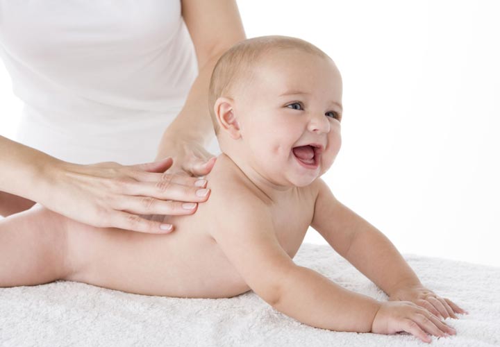 خواص روغن نارگیل - ماساژ نوزادان با روغن در افزایش وزن و رشد طبیعی نوزادان موثر است. 
