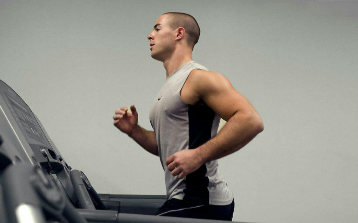 تقویت عضلات بازوها - با انجام ورزش های هوازی همیشه لاغر بمانید