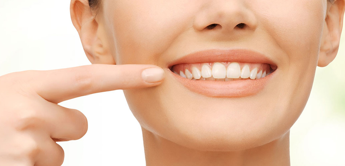 از بین بردن پلاک دندان با ۹ ماده طبیعی و موثر خانگی