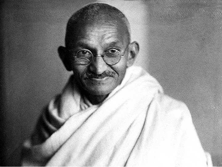 گاندی کاریزماتیک بود - رهبران کاریزماتیک