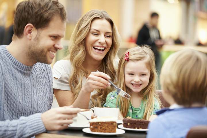 غذا خوردن با خانواده - مقابله با استرس