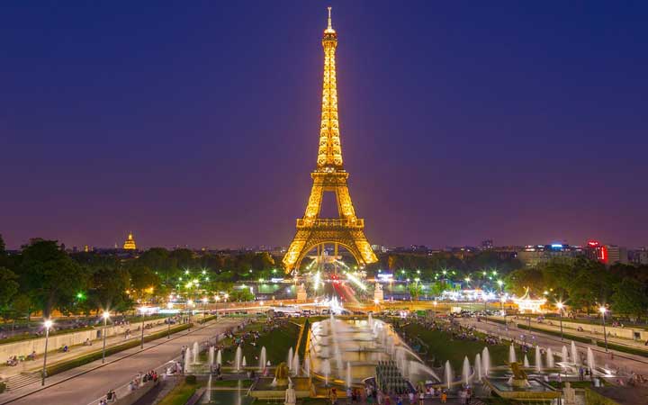 The-Eiffel-Tower-Picture.jpg