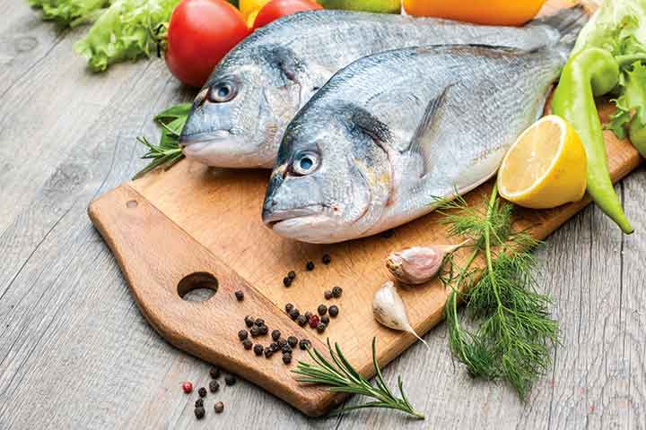 از خواص ماهی می‌توان به ویتامین دی آن اشاره کرد