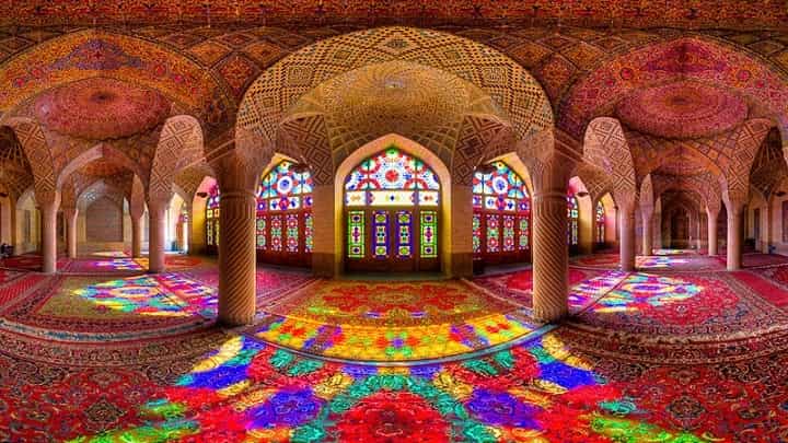 مسجد نصیرالملک از جاهای دیدنی شیراز