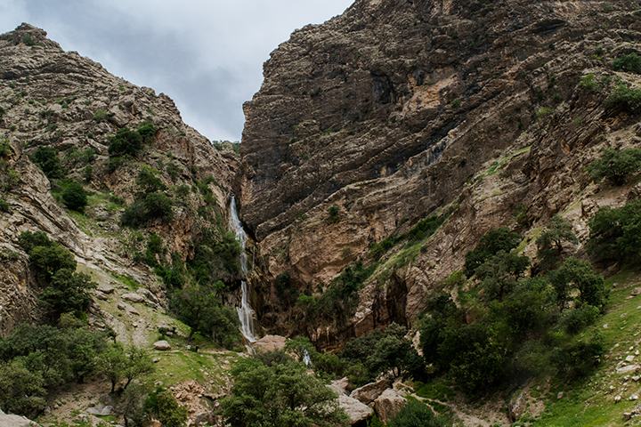 آبشار نوژیان - جاهای دیدنی لرستان - عکس علی دهقان