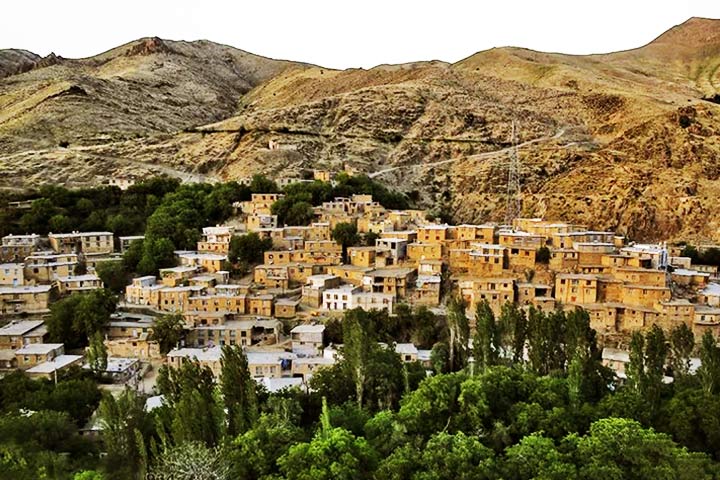 روستای هویه از جاهای دیدنی کردستان - عکس از حسین افخمی