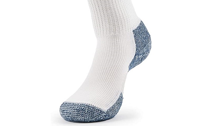 Buying thick socks with padding for the health and comfort of the feet