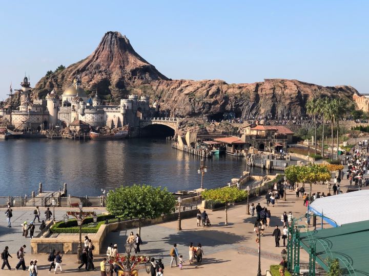 The best amusement park in the world: Tokyo DisneySea